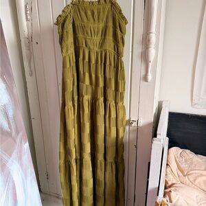 SOLD❌ Olive Green Maxi Dress